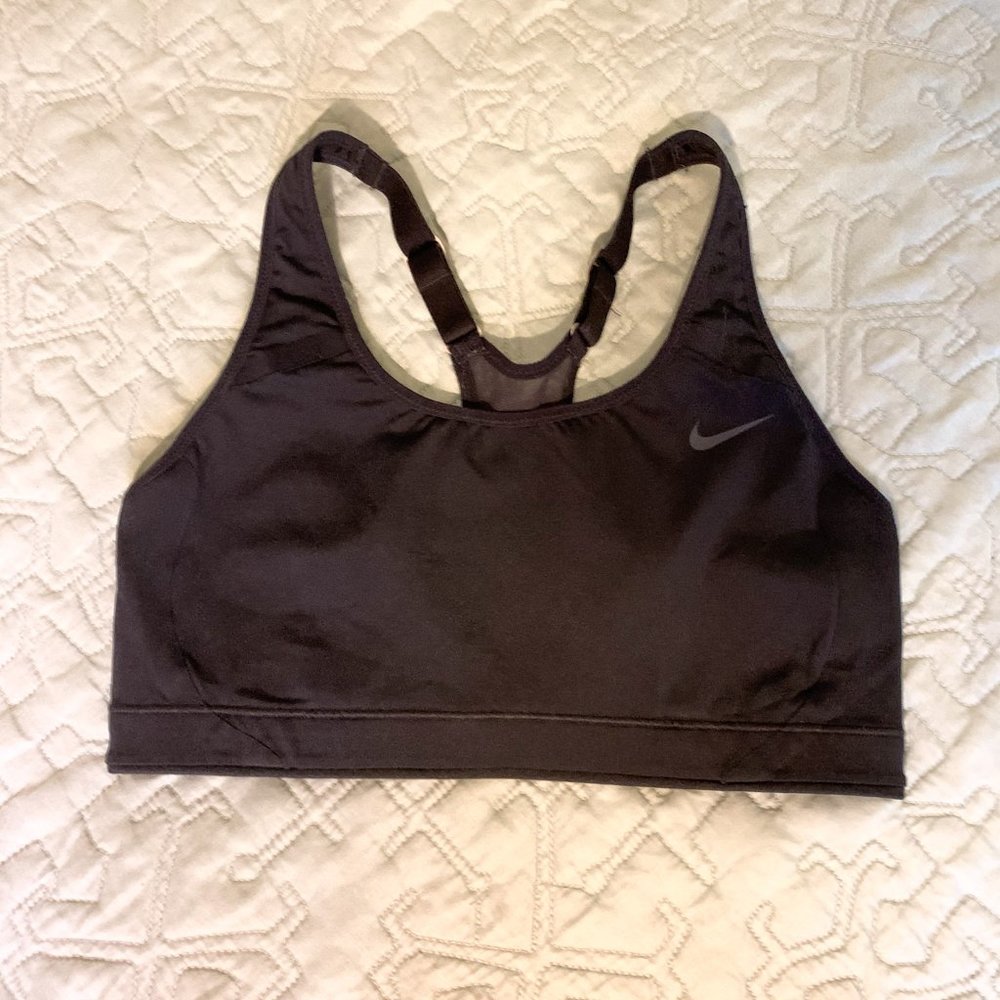 NIKE Dri Fit Adjustable Back Clasp Sports Bra Size